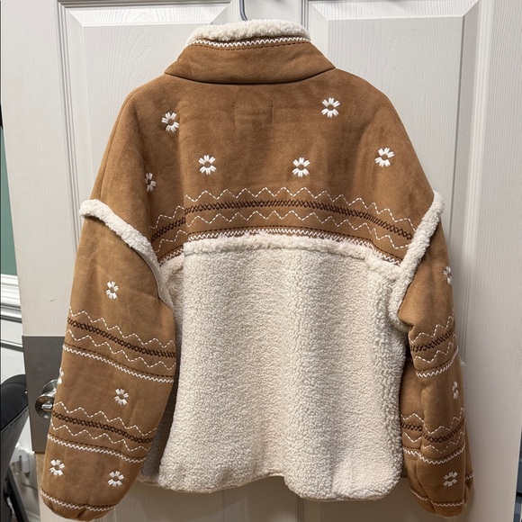 Ugg Brown and Cream Fleece Jacket with Floral Embroidery XL - Picture 2 of 9